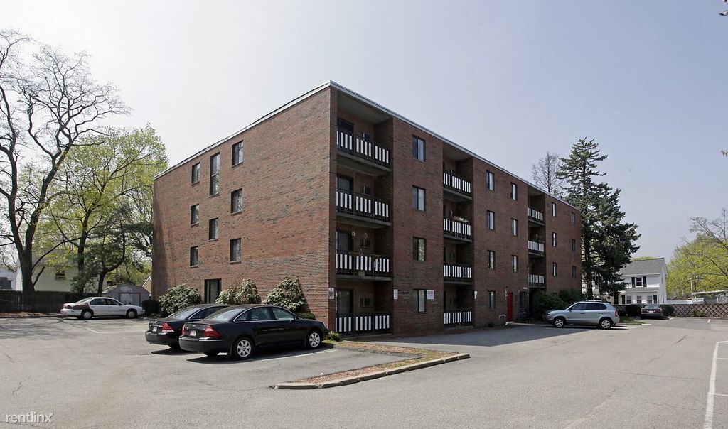 46 Central St, Unit 2 in Somerville, MA - Foto de edificio