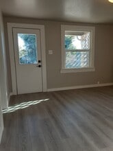 1323 Washington St in Red Bluff, CA - Building Photo - Building Photo