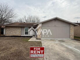 8134 Whistler in San Antonio, TX - Building Photo