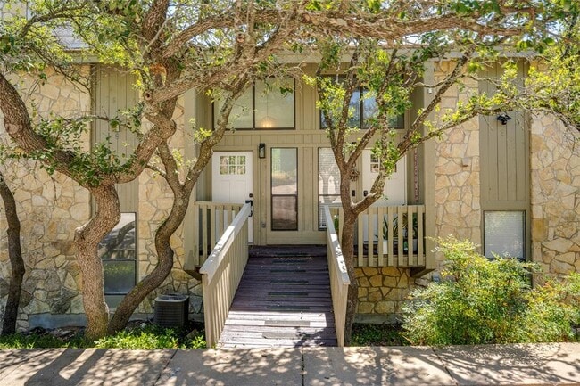 property at 801 Grassy Knoll