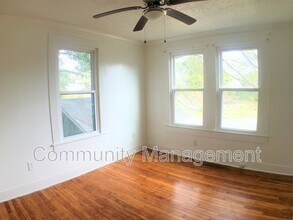 160 Chatsworth St in Baton Rouge, LA - Building Photo - Building Photo