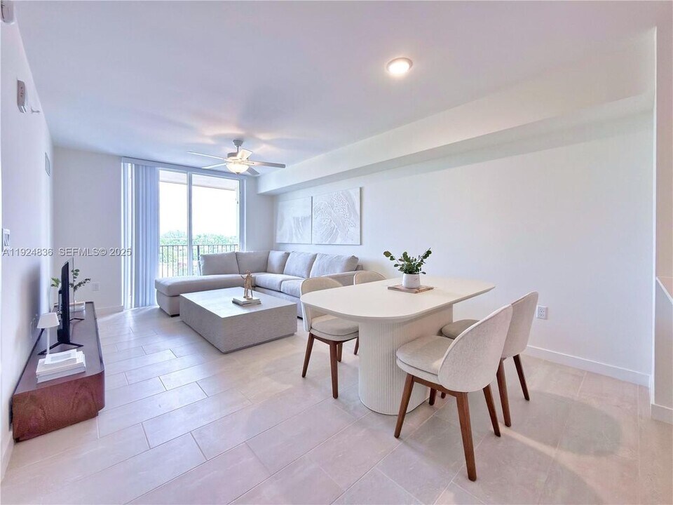 11239 NW 4th Terrace in Miami, FL - Building Photo