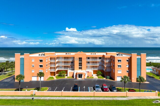 Golden Palm in Indian Harbour Beach, FL - Building Photo - Building Photo