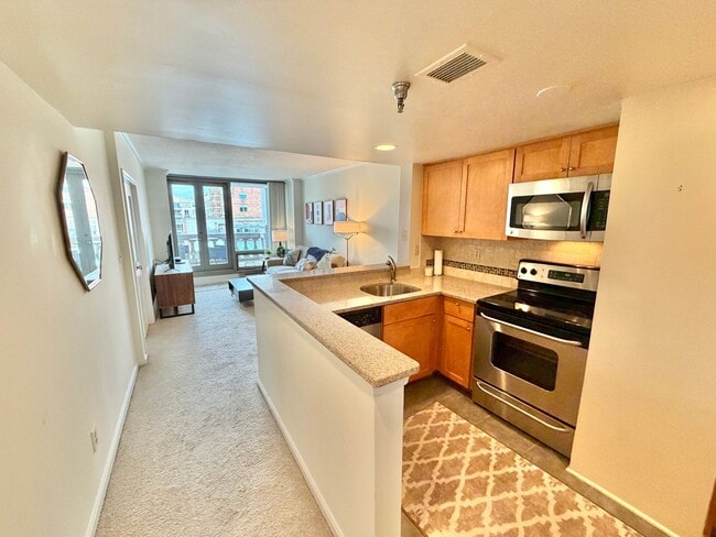 701 Pennsylvania Ave NW in Washington, DC - Building Photo - Building Photo