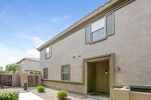 1444 N 80th Dr in Phoenix, AZ - Building Photo