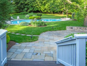 1 Brightfield Ln in Westport, CT - Building Photo - Building Photo