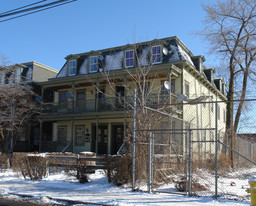 688-690 Atlantic St Apartments