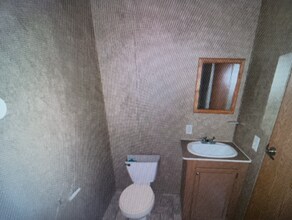 205 Dennis Ln in Buras, LA - Building Photo - Building Photo