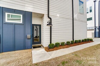 238 Walnut Ave in Charlotte, NC - Building Photo - Building Photo