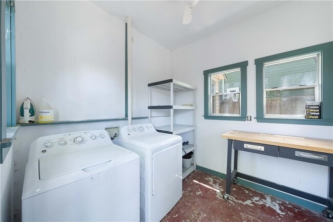 1809 Palma Plaza in Austin, TX - Building Photo - Building Photo