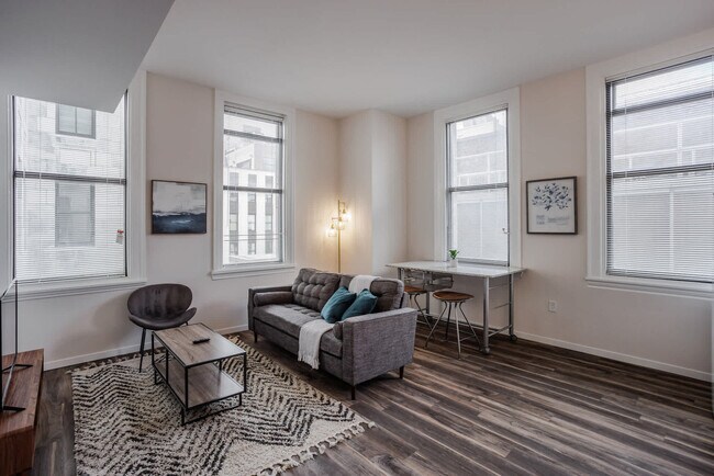 1 W 4th St-Unit -ID1223669P in Cincinnati, OH - Building Photo - Building Photo