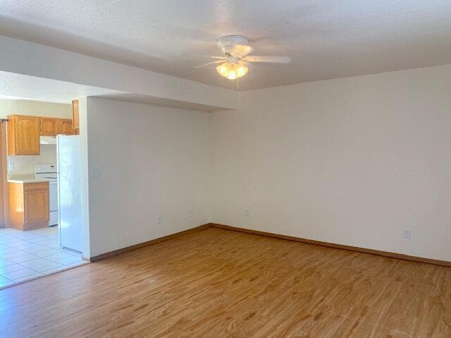 592 Knox Ave in Hollister, MO - Building Photo - Building Photo