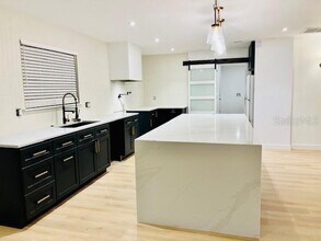 415 E 6th Ave in Windermere, FL - Building Photo - Building Photo