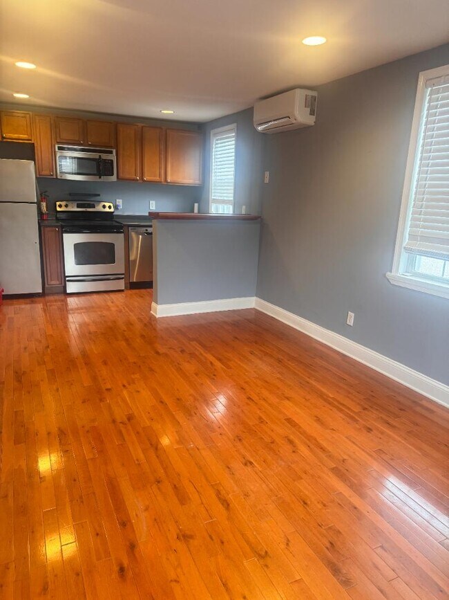 property at 2309 Haverford Rd