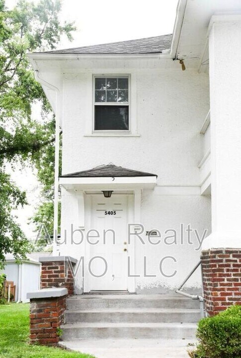 5405 Harrison St in Kansas City, MO - Building Photo