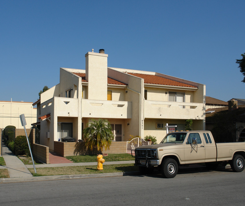 4351 Green Ave in Los Alamitos, CA - Building Photo