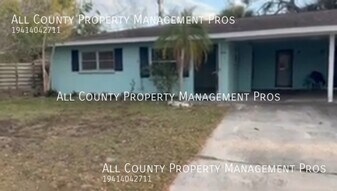 3150 Jennings Dr in Sarasota, FL - Building Photo