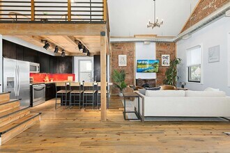 3260 Curtis Street in Denver, CO - Building Photo - Building Photo