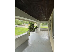11722 Larimore Rd in St. Louis, MO - Building Photo - Building Photo
