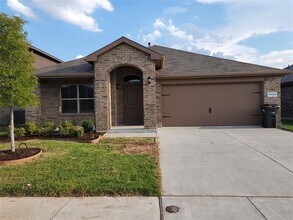 6333 Porthole Ln in Fort Worth, TX - Building Photo - Building Photo