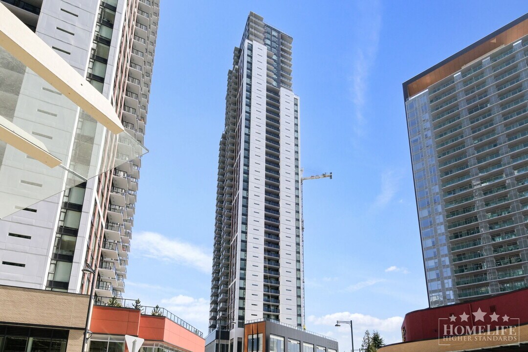 13745 George Jct in Surrey, BC - Building Photo