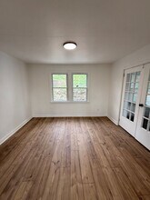 2219 Manor Ave in Pittsburgh, PA - Building Photo - Building Photo