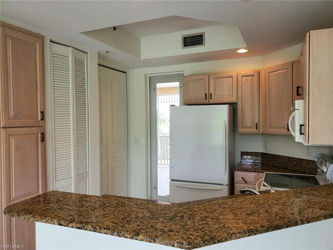4450 Chickee Hut Ct-Unit -303 in Bonita Springs, FL - Building Photo - Building Photo