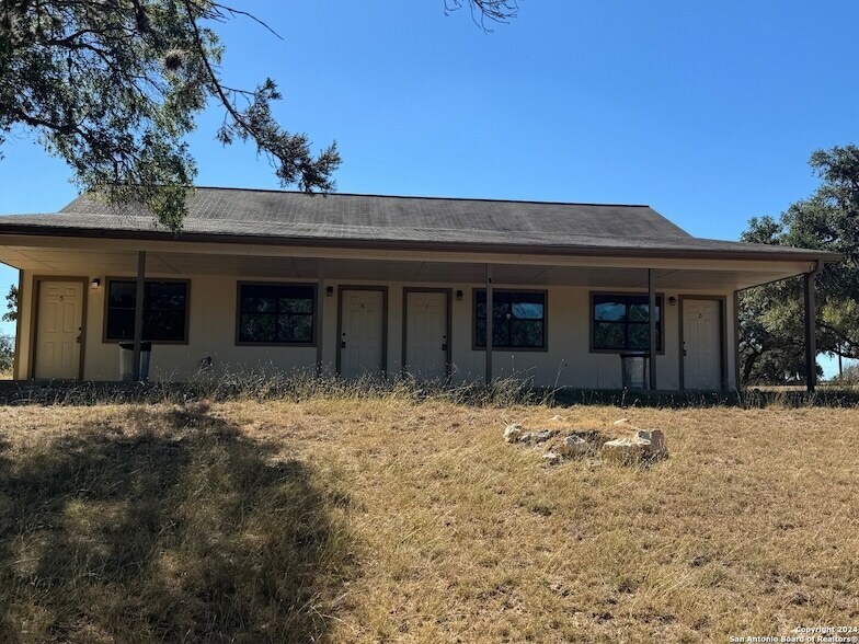 1501 Private Rd 1501, Unit 04-310 in Bandera, TX - Building Photo