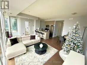 4099 Brickstone Mews in Mississauga, ON - Building Photo - Building Photo