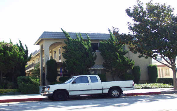 6318 Greenleaf Ave in Whittier, CA - Foto de edificio