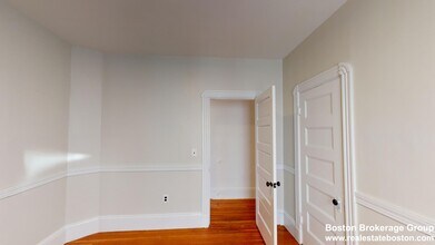 787 Columbia Rd, Unit #2 in Boston, MA - Building Photo - Building Photo