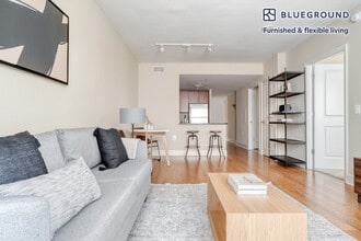 425 L St NW in Washington, DC - Building Photo - Building Photo