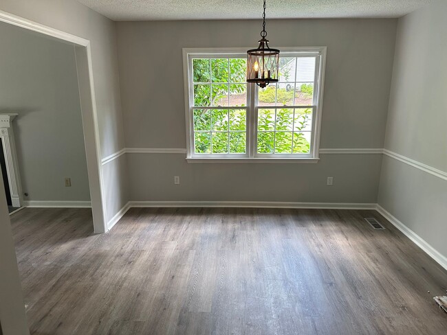 121 Winthrop Way in Athens, GA - Building Photo - Building Photo