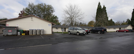 The Harmony Apartments in Beaverton, OR - Building Photo - Building Photo