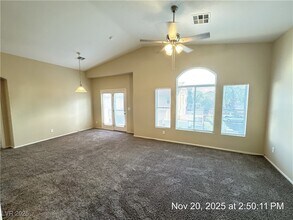 6570 Bucking Horse Ln in Henderson, NV - Building Photo - Building Photo