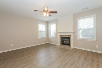1813 Temple Park Dr SW in Loganville, GA - Building Photo - Building Photo
