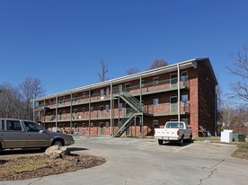 Piedmont Manor Apartments