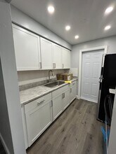 917 NE 22nd Dr in Wilton Manors, FL - Building Photo - Building Photo