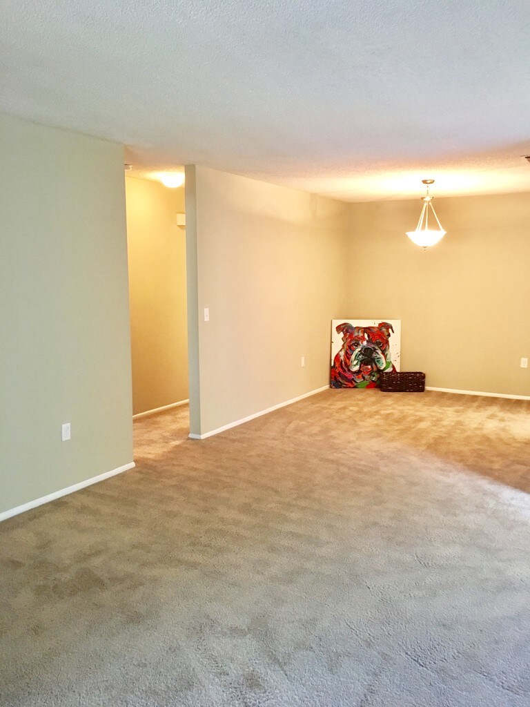 Goldelm at Charter Pointe Apartments in Altamonte Springs, FL