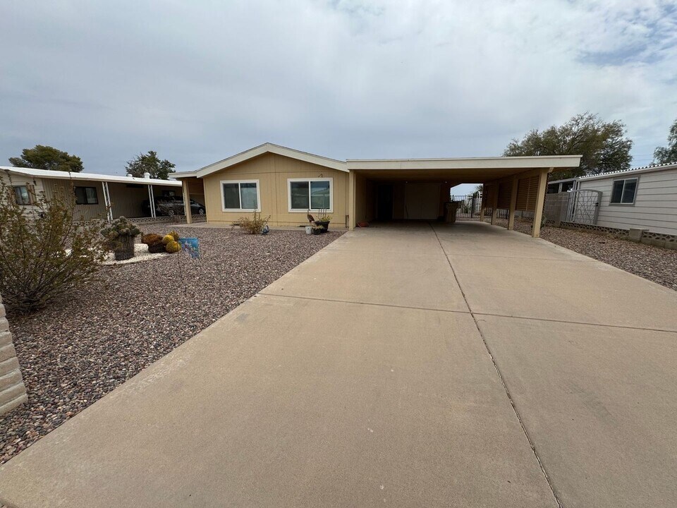 9331 E Navajo Pl in Sun Lakes, AZ - Building Photo