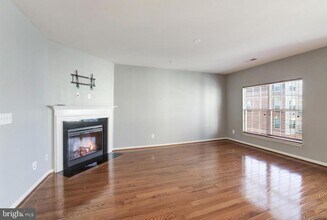 22753 Verde Gate Terrace in Ashburn, VA - Building Photo - Building Photo