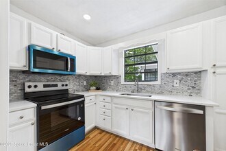 2318 Old Samsula Rd in Port Orange, FL - Building Photo - Building Photo