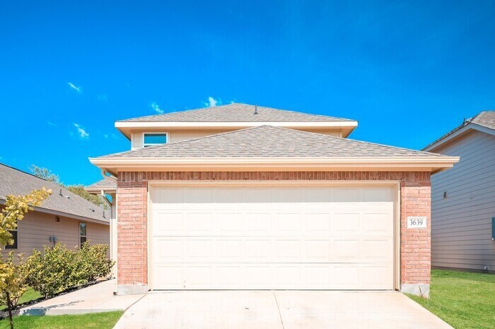 3639 Somers Crest in San Antonio, TX - Building Photo