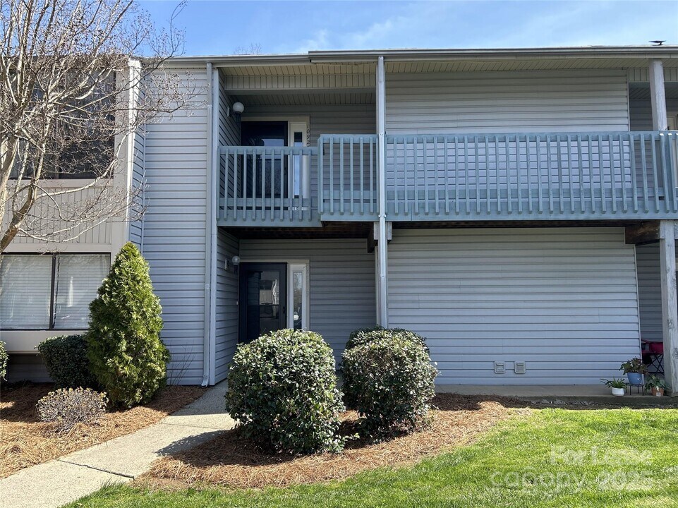 10923 Harrowfield Rd in Charlotte, NC - Building Photo