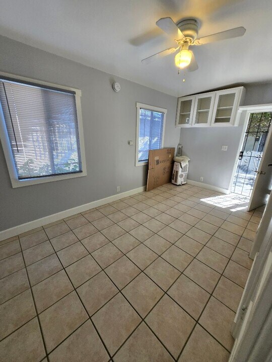 2410-2410 Fernleaf St in Los Angeles, CA - Building Photo