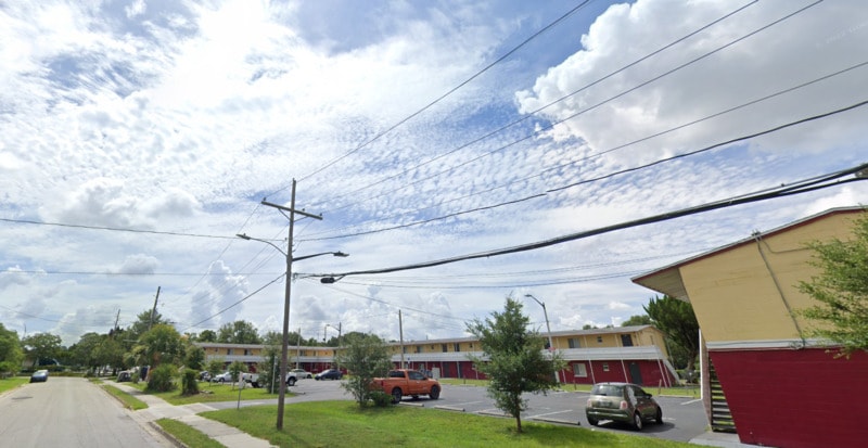 550 S John Young Pkwy in Orlando, FL - Building Photo