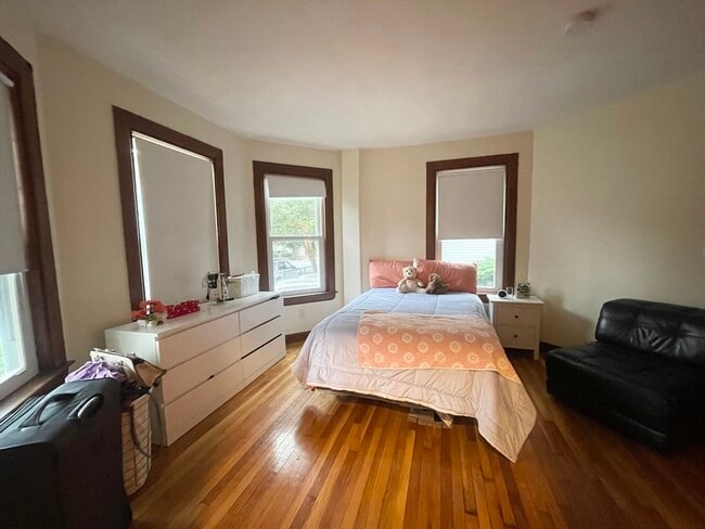 48 Chester Ave in Medford, MA - Building Photo - Building Photo