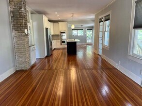 209 E 35th St in Austin, TX - Building Photo - Building Photo