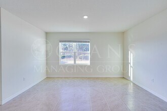 1324 Morning Walk Dr in Ormond Beach, FL - Building Photo - Building Photo