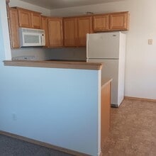 805 E Riggs St in East Helena, MT - Foto de edificio - Building Photo
